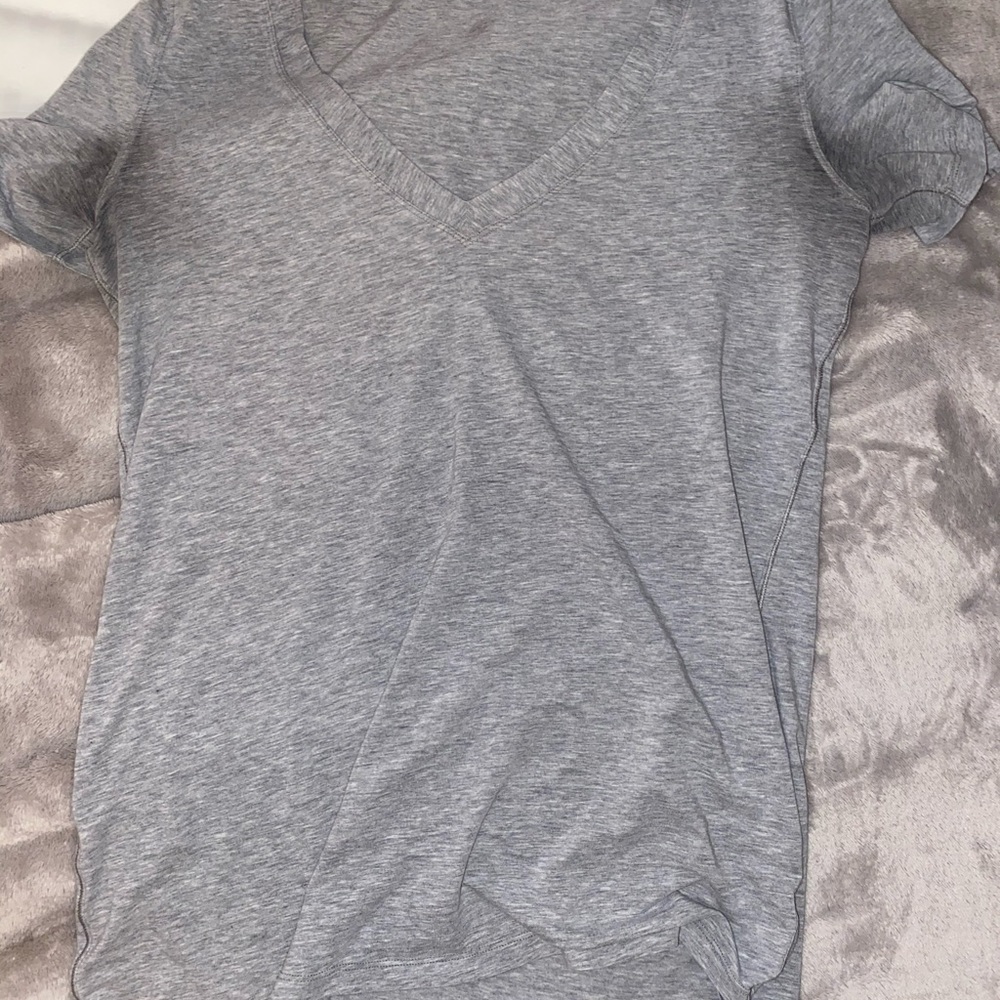 Lululemon Tshirt
